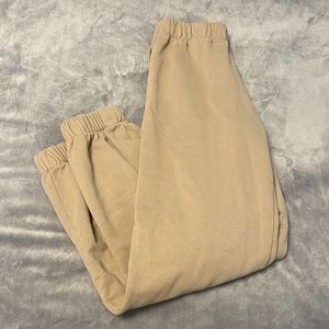 Tan brandy melville sweatpants, one size (small)